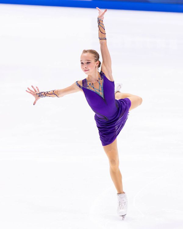 Alisa Dvoeglazova (Алиса ДВОЕГЛАЗОВА)
