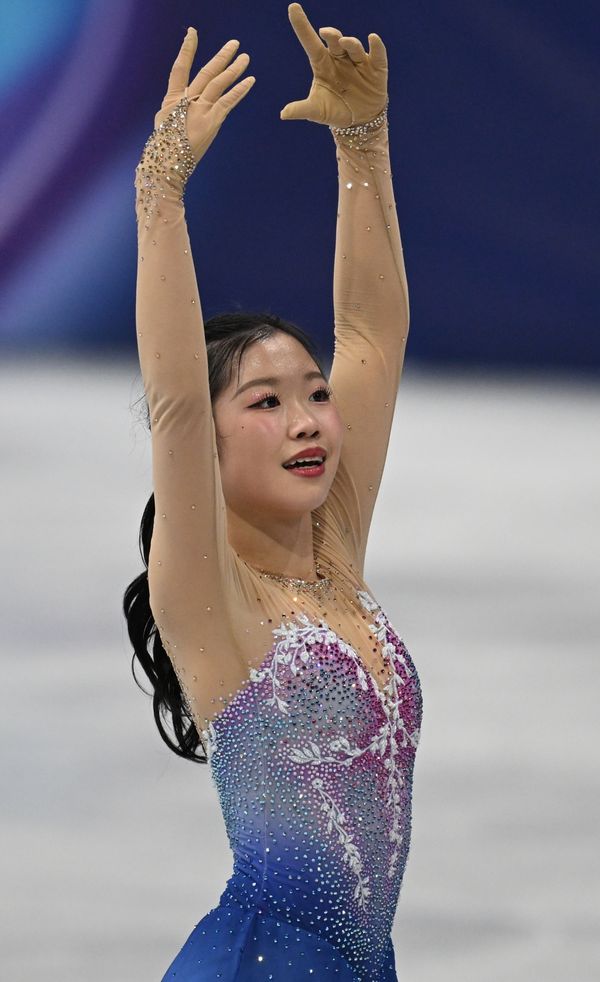 Ami Nakai (中井 亜美)
