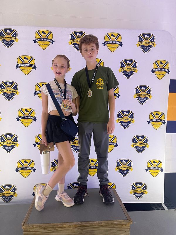 Myra Lambert-Moskowitz / Quinn Lambert-Moskowitz