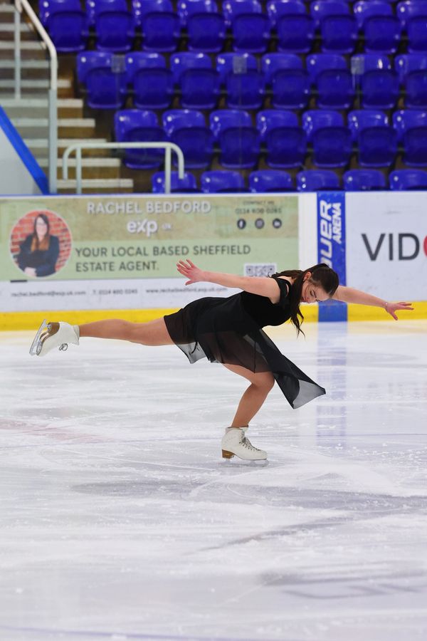 Holly Minnis